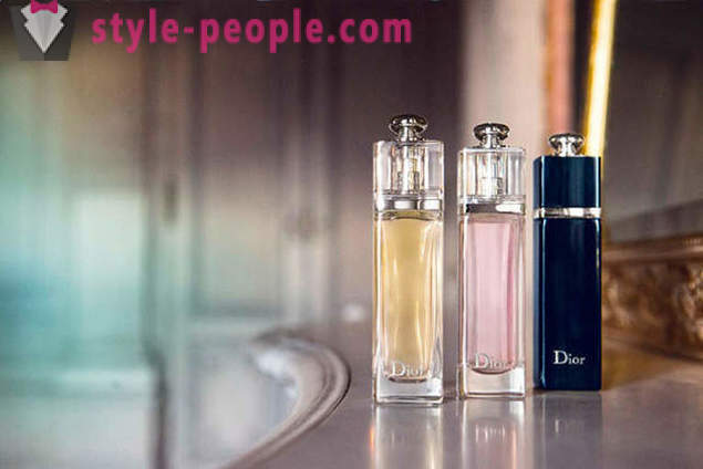 Dior Addict 2: Huraian rasa dan pelanggan ulasan