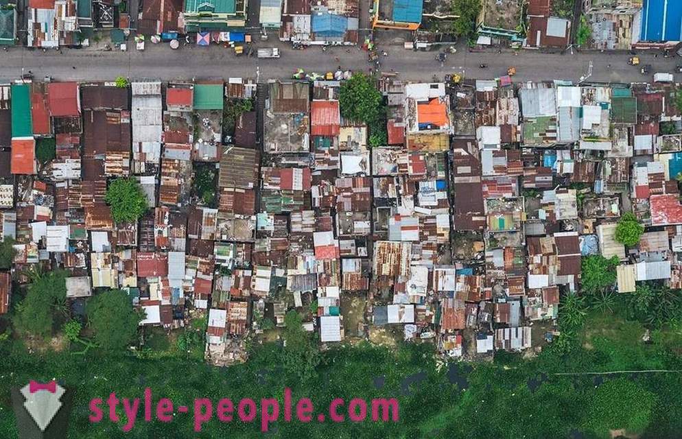 Kawasan miskin di Manila pemandangan luas