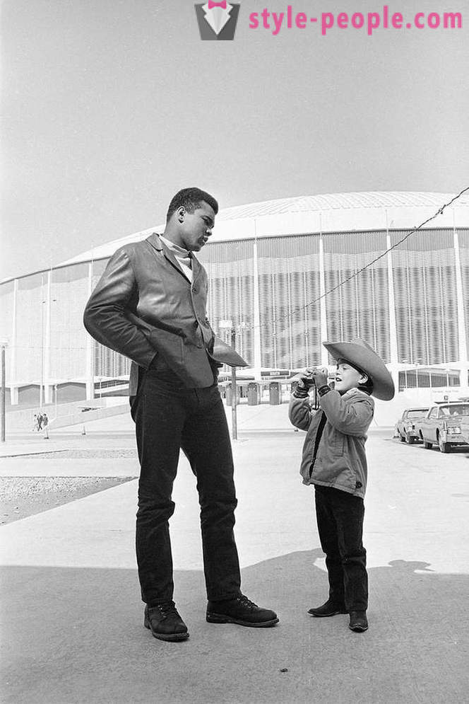 Birthday Terbesar: Muhammad Ali di luar cincin