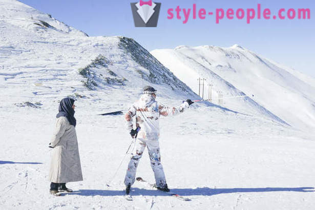 Apa yang berlaku di resort ski di Iran