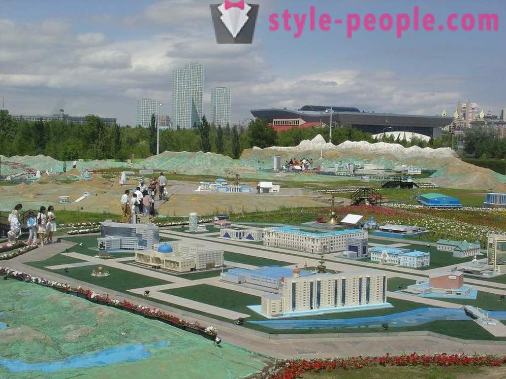 10 tempat di Kazakhstan, yang anda perlu lawati