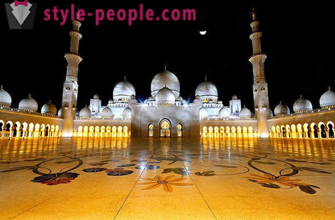Masjid Sheikh Zayed - pameran kekayaan utama terperi Emiriah Abu Dhabi