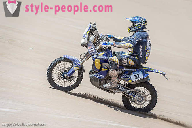 Dakar 2014 perlumbaan Berbahaya di padang pasir Chile