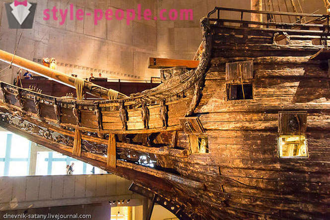 Lawatan ke muzium-satunya kapal abad XVII