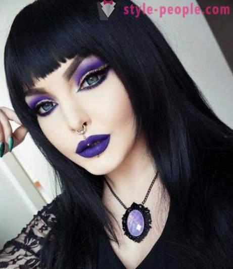 Gothic Makeup: variasi dan teknik yang terlibat di rumah