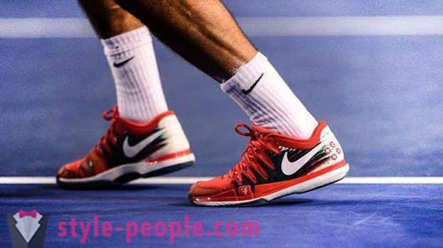 Yang memerlukan kasut untuk tenis?