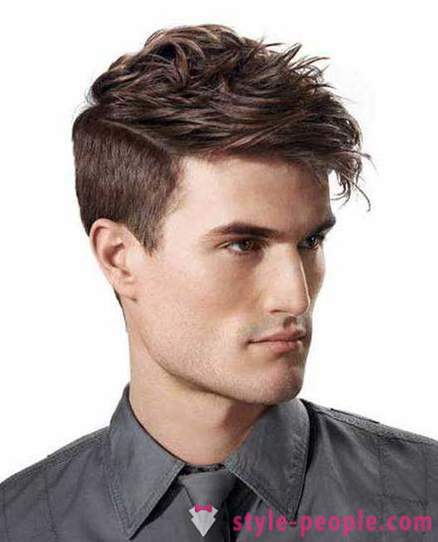 Model rambut yang bergaya lelaki (foto)