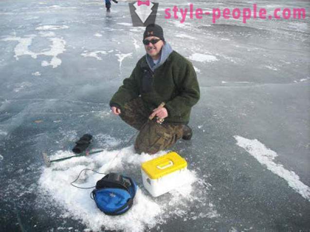 Penangkapan walleye trolling musim sejuk. Menangkap hinggap pada zherlitsy musim sejuk