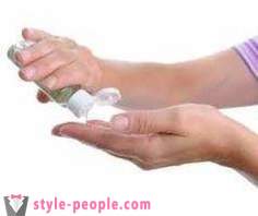 Tangan sanitizer - perlindungan yang berkesan terhadap mikrob dan penjagaan kulit lembut